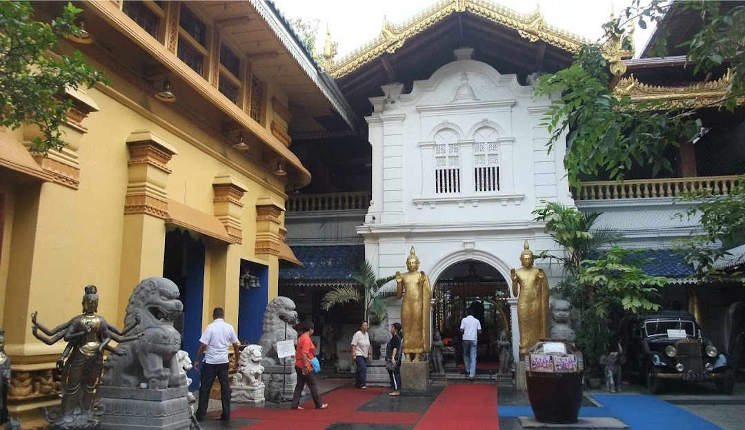 places to visit in Colombo